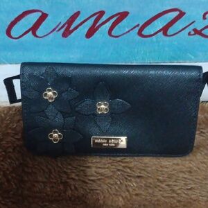 Henri Bendel leather smart phone and wallet